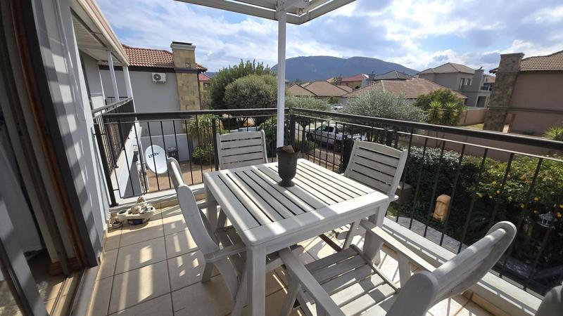 2 Bedroom Property for Sale in Gateway Manor North West